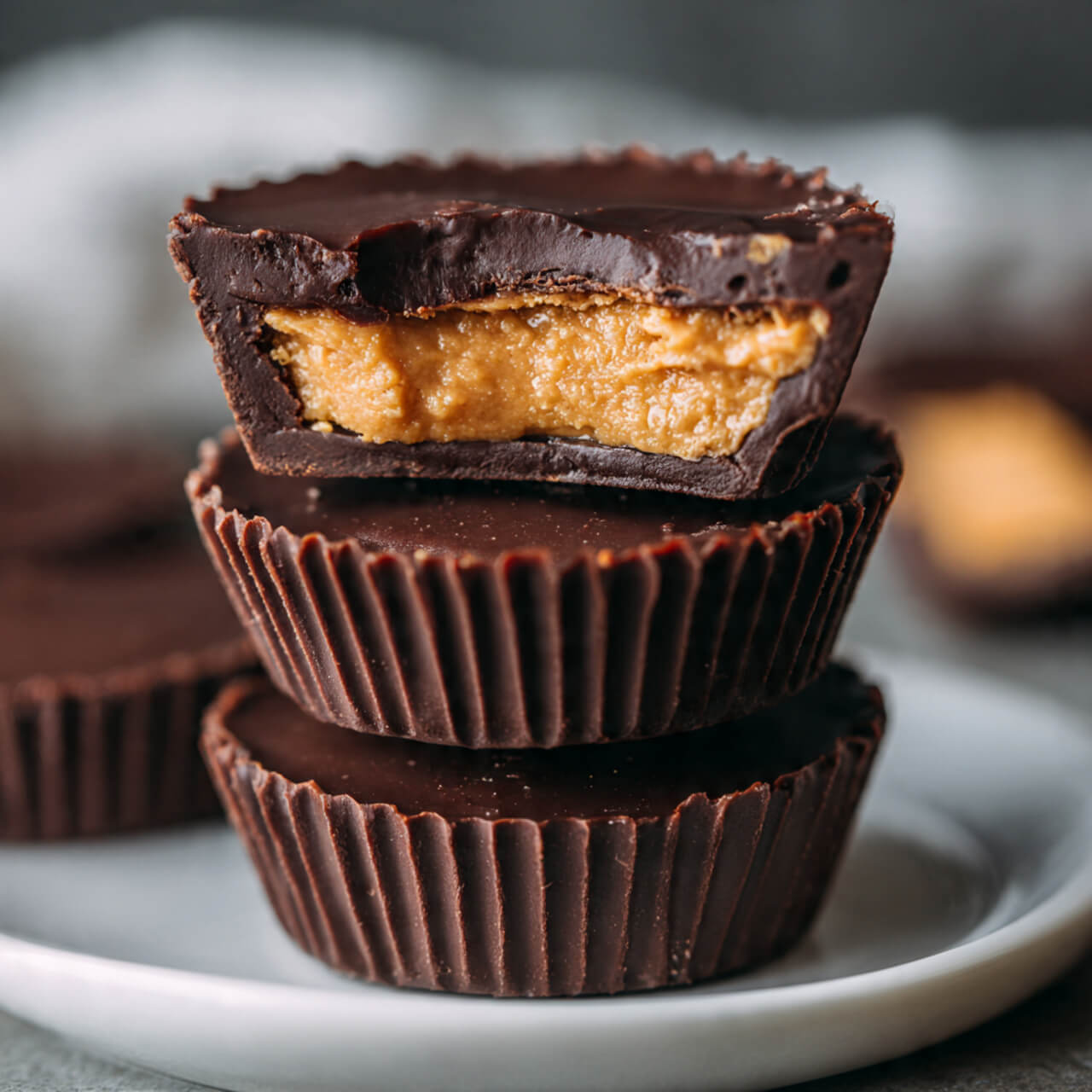 No-Bake Chocolate Peanut Butter Cups